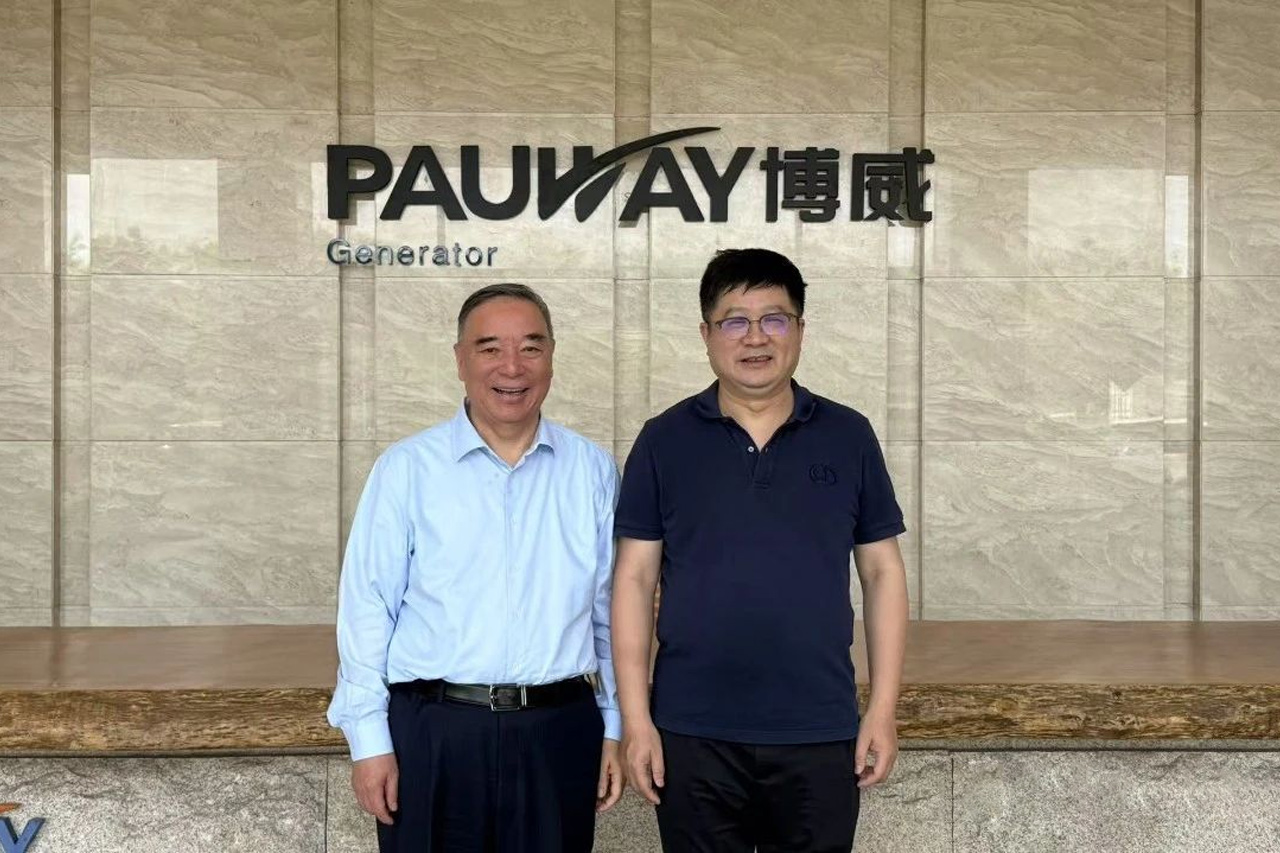Song Zhiping, President of the China Association of Listed Companies, and his delegation visited the Pauway Generator Factory to jointly draw a new blueprint for high-end power energy to go global